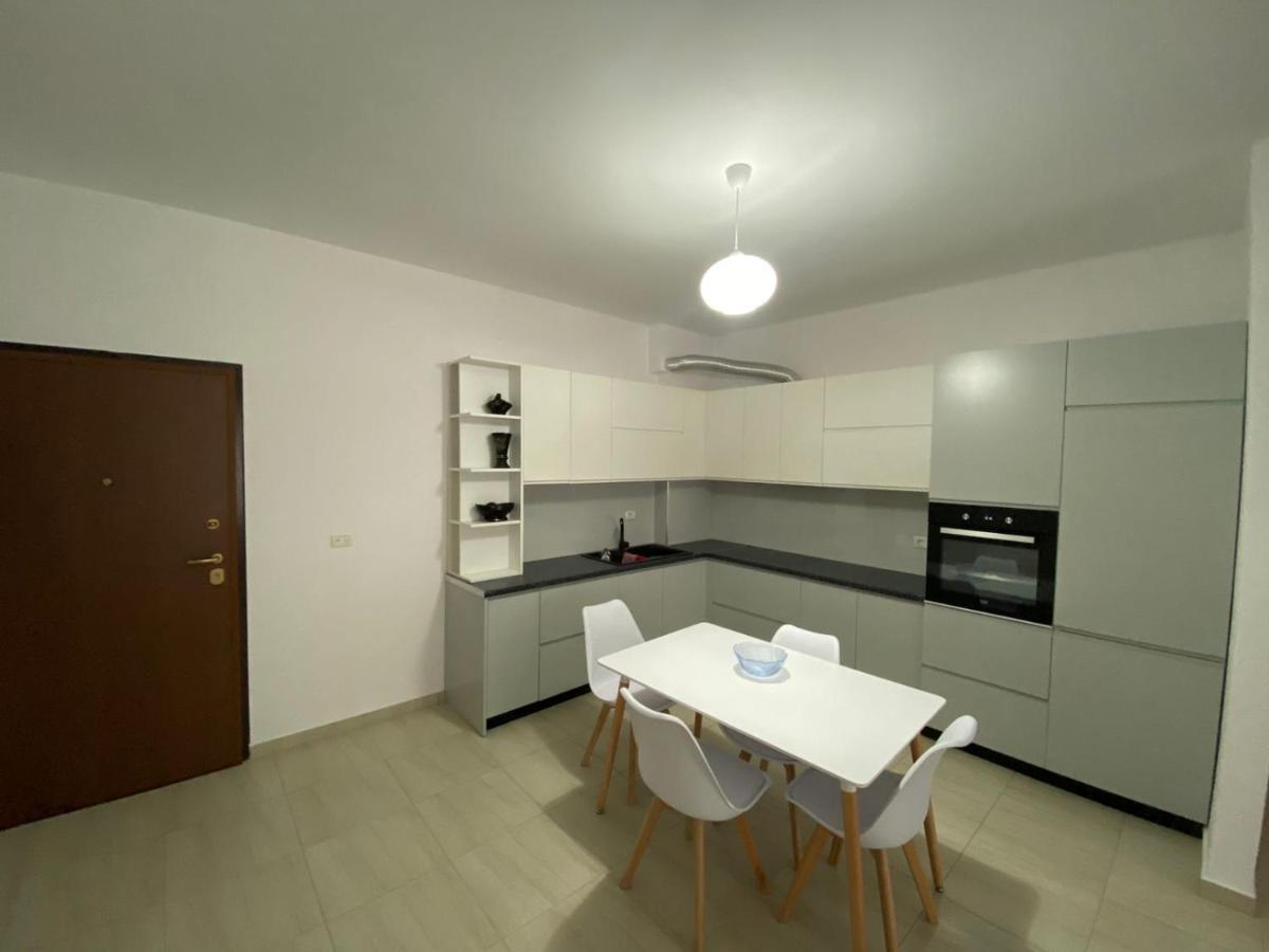 Vlora'S Apartment 外观 照片
